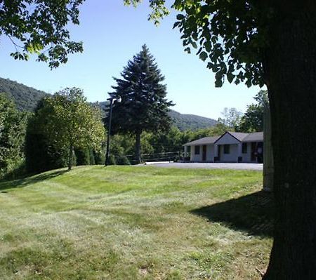 ורנון Appalachian Motel מראה חיצוני תמונה